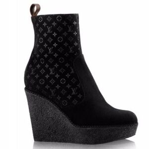 FROSTY WEDGE ANKLE BOOT